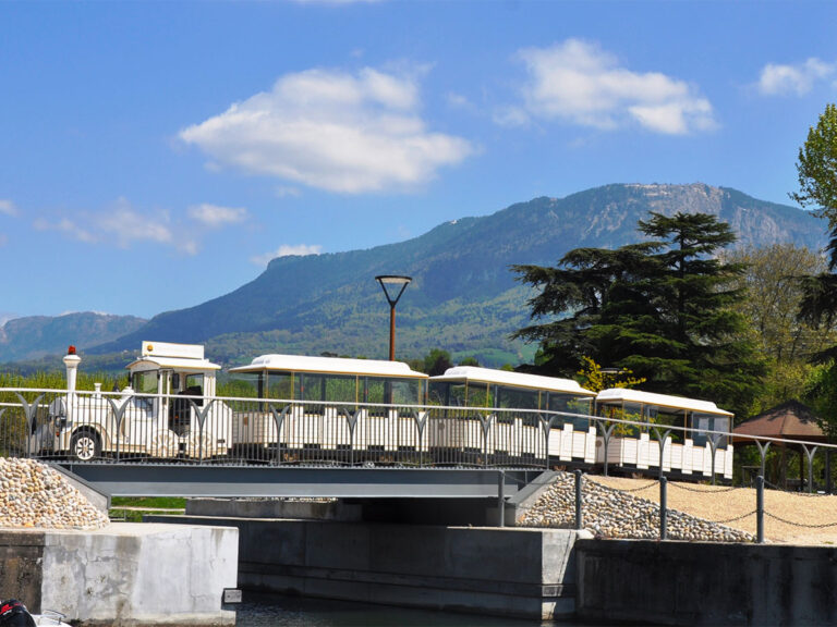 AixlesBains  Trains Touristiques